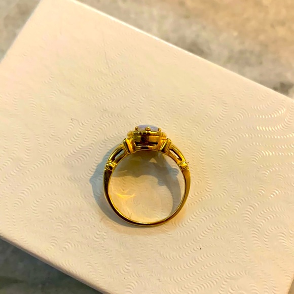 14k and opal split shank ring with beaded design 2.9 grams size 5.5 - Picture 4 of 6